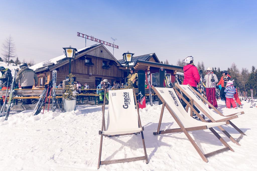 Gasthaus Rieglerhuette Sankt Lorenzen ob Murau Buitenkant foto